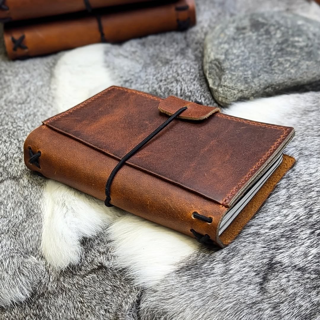 POCKET Traveller's Refillable Notebook | Rua Tome 'Live Edge' #5