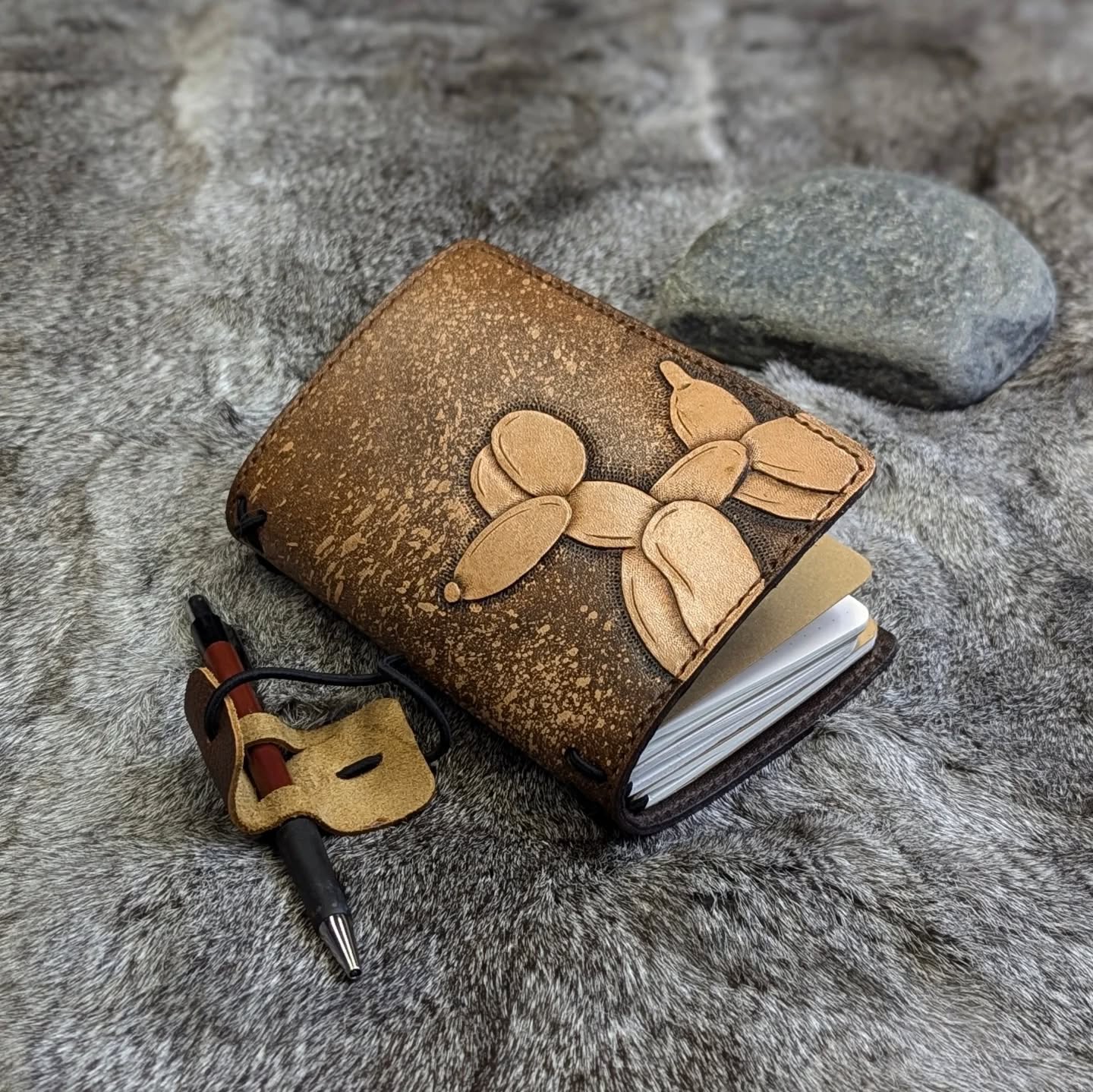 Pocket Traveller's Refillable Notebook | Tooled Balloon Dog #1