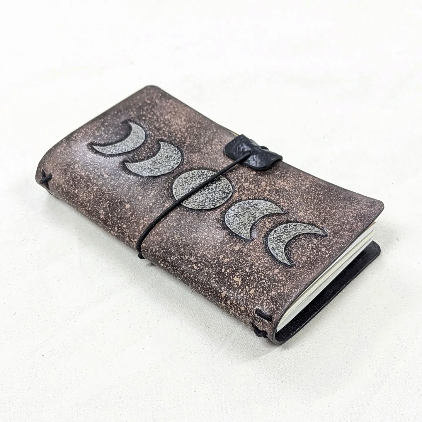 TN STANDARD Traveller's Refillable Notebook | Tooled Moon Phases #1