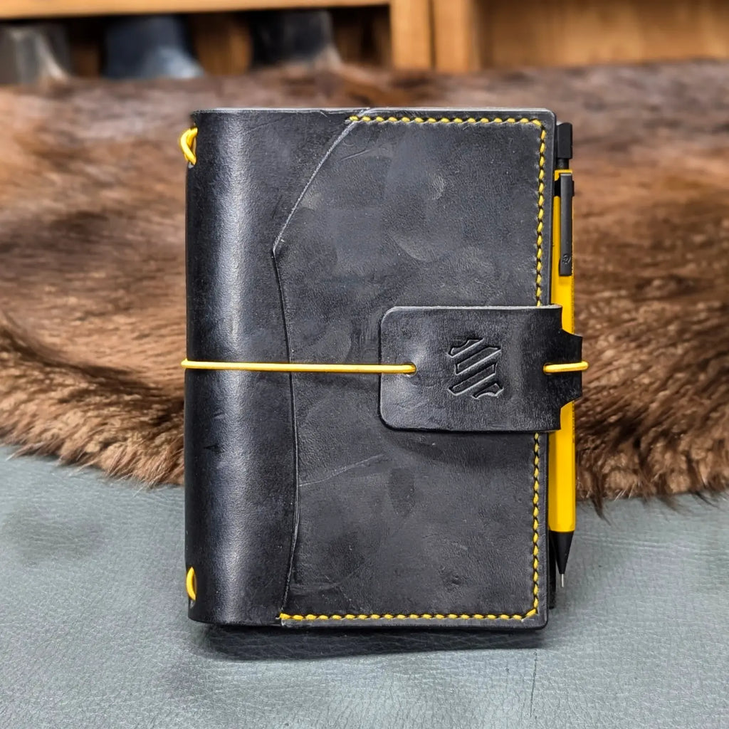 A6 Traveller's Notebook | Long Haul BASALT, No. 1