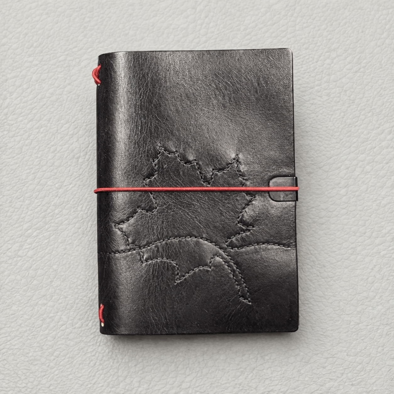 A6 Traveller's Notebook | Stitched Maple Leaf, No. 1