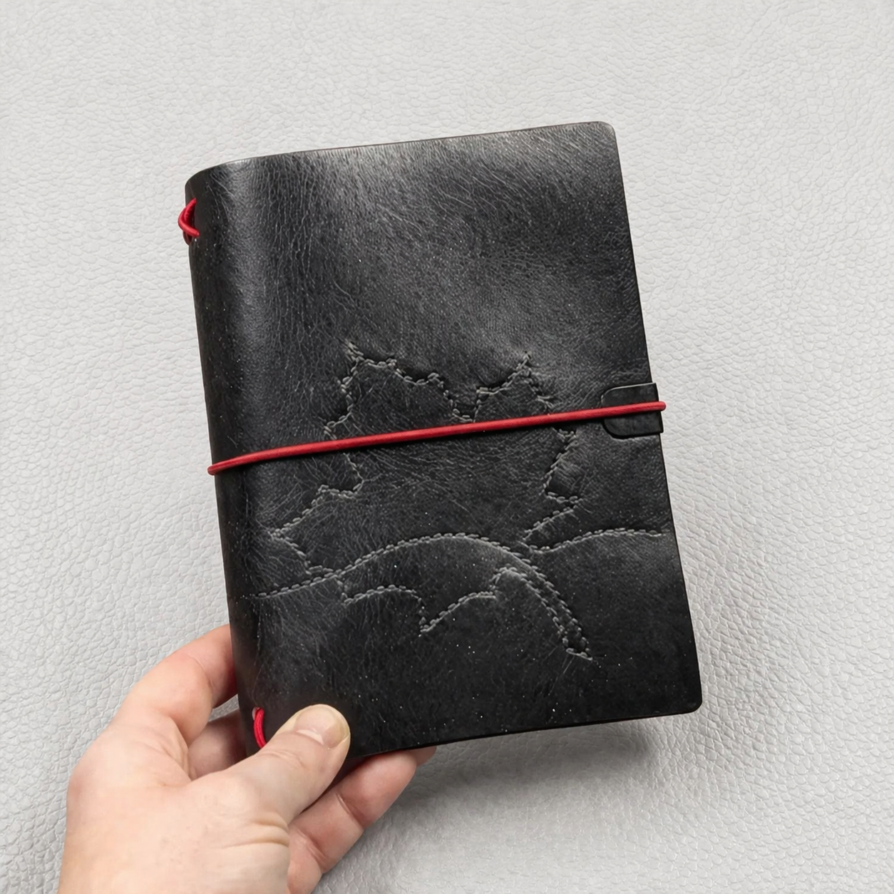 A6 Traveller's Notebook | Stitched Maple Leaf, No. 1