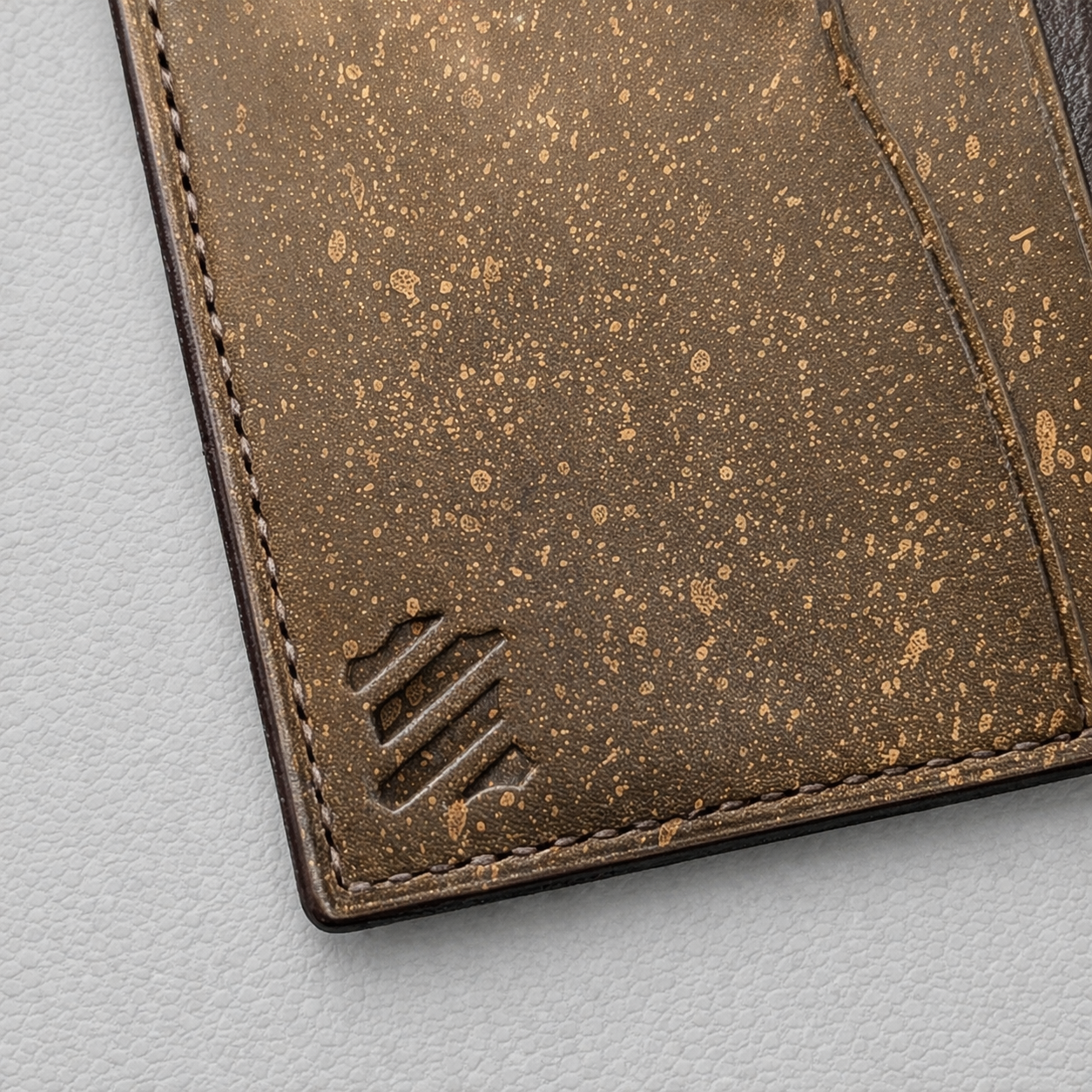 CUSTOM Traveller's Notebook | A6 for R.B.