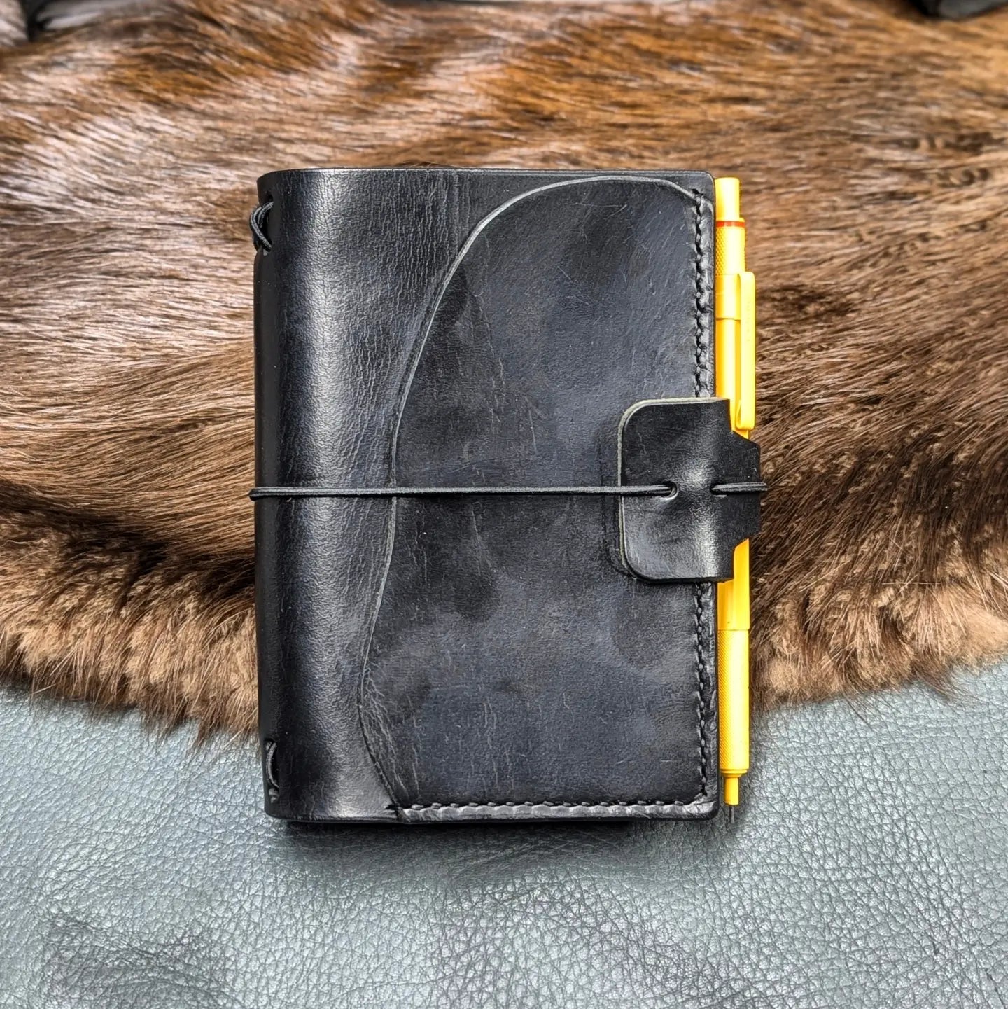 PASSPORT Traveller's Notebook | Long Haul BASALT, No. 1