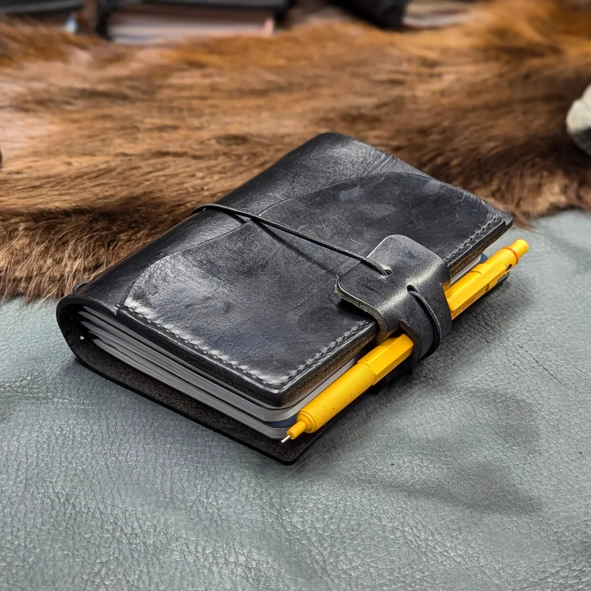 PASSPORT Traveller's Notebook | Long Haul BASALT, No. 1