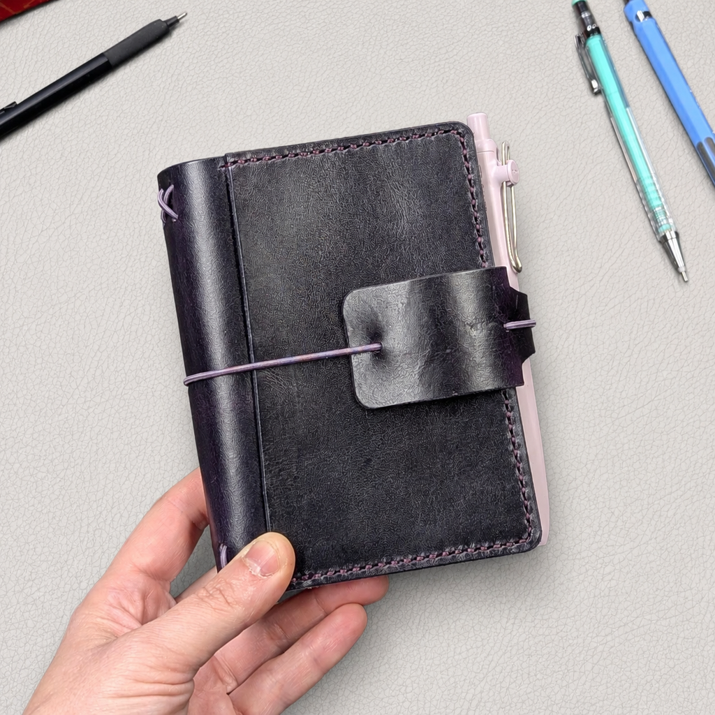 PASSPORT Traveller's Notebook | Eggplant Purple 'Live Edge', No. 8