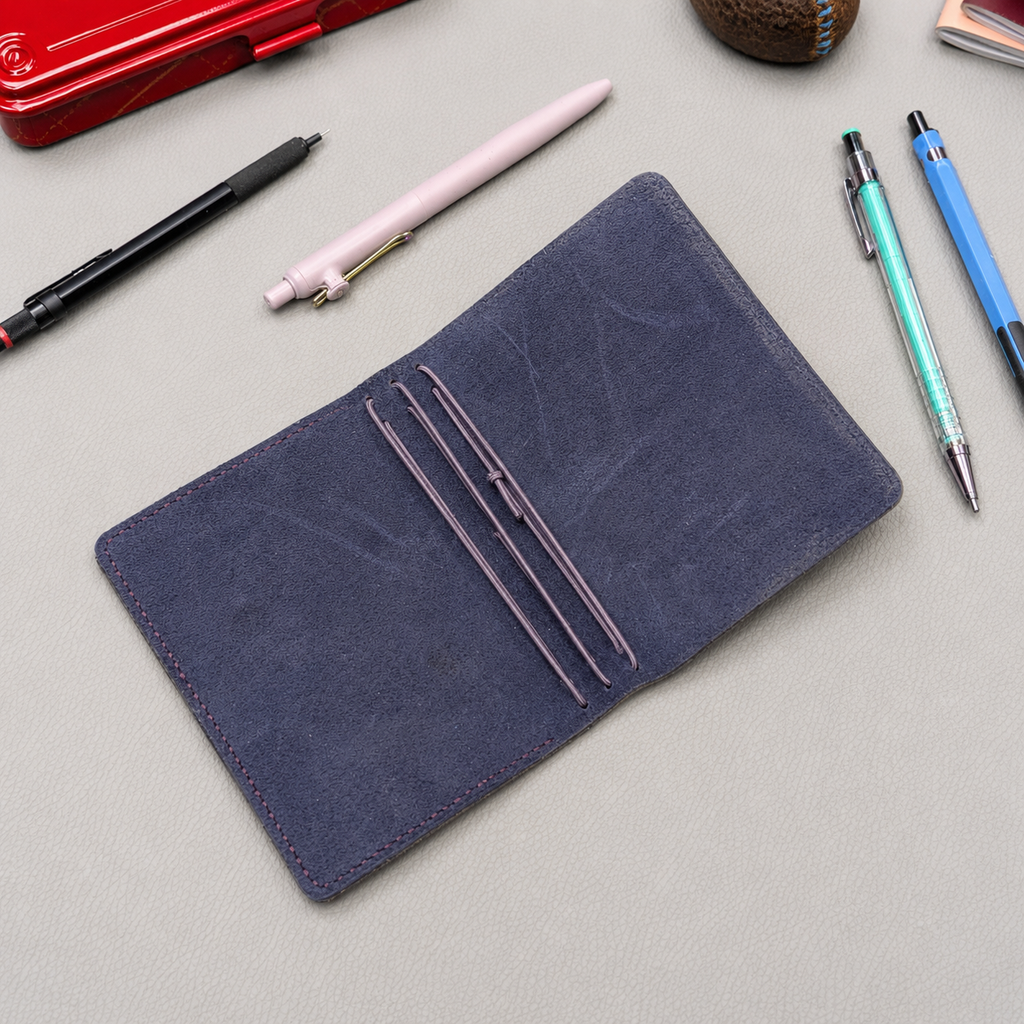 PASSPORT Traveller's Notebook | Eggplant Purple 'Live Edge', No. 8
