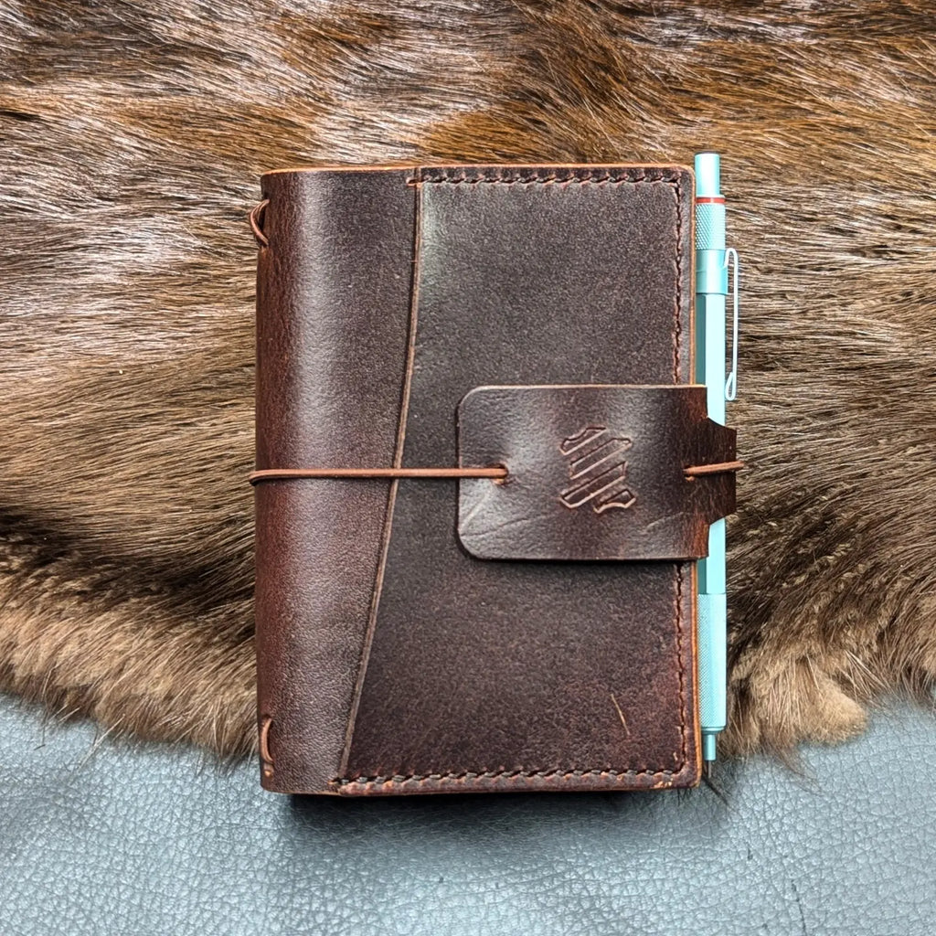 PASSPORT Traveller's Notebook | Forest Keep ROOTS, No. 10