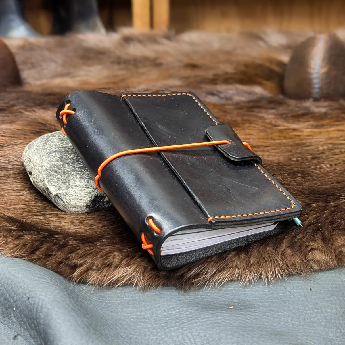 PASSPORT Traveller's Notebook | Long Haul BASALT, No. 4