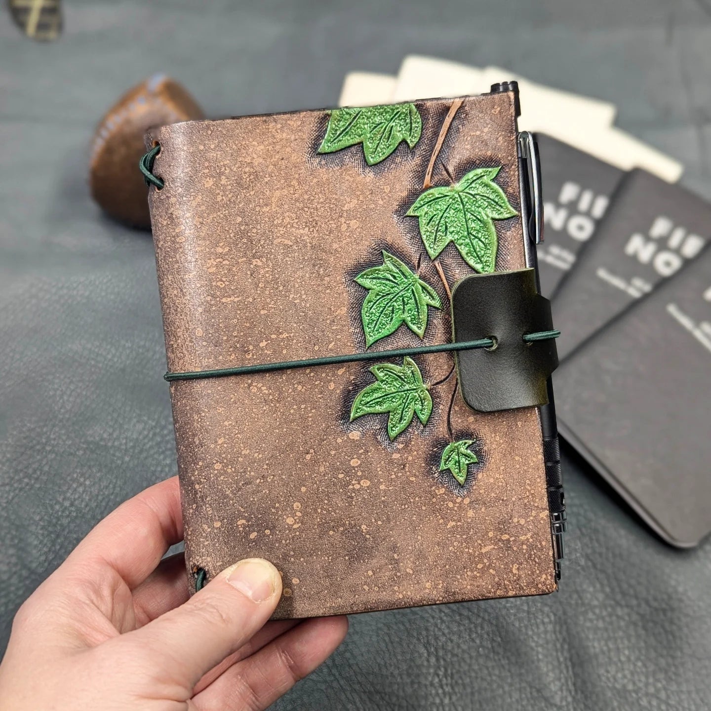 PASSPORT Traveller's Refillable Notebook | Tooled Painted Ivy Vine, No. 1