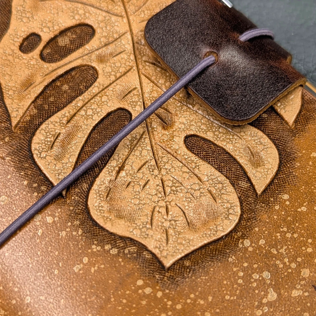 PASSPORT Traveller's Notebook | Tooled Monstera Leaf, No. 5
