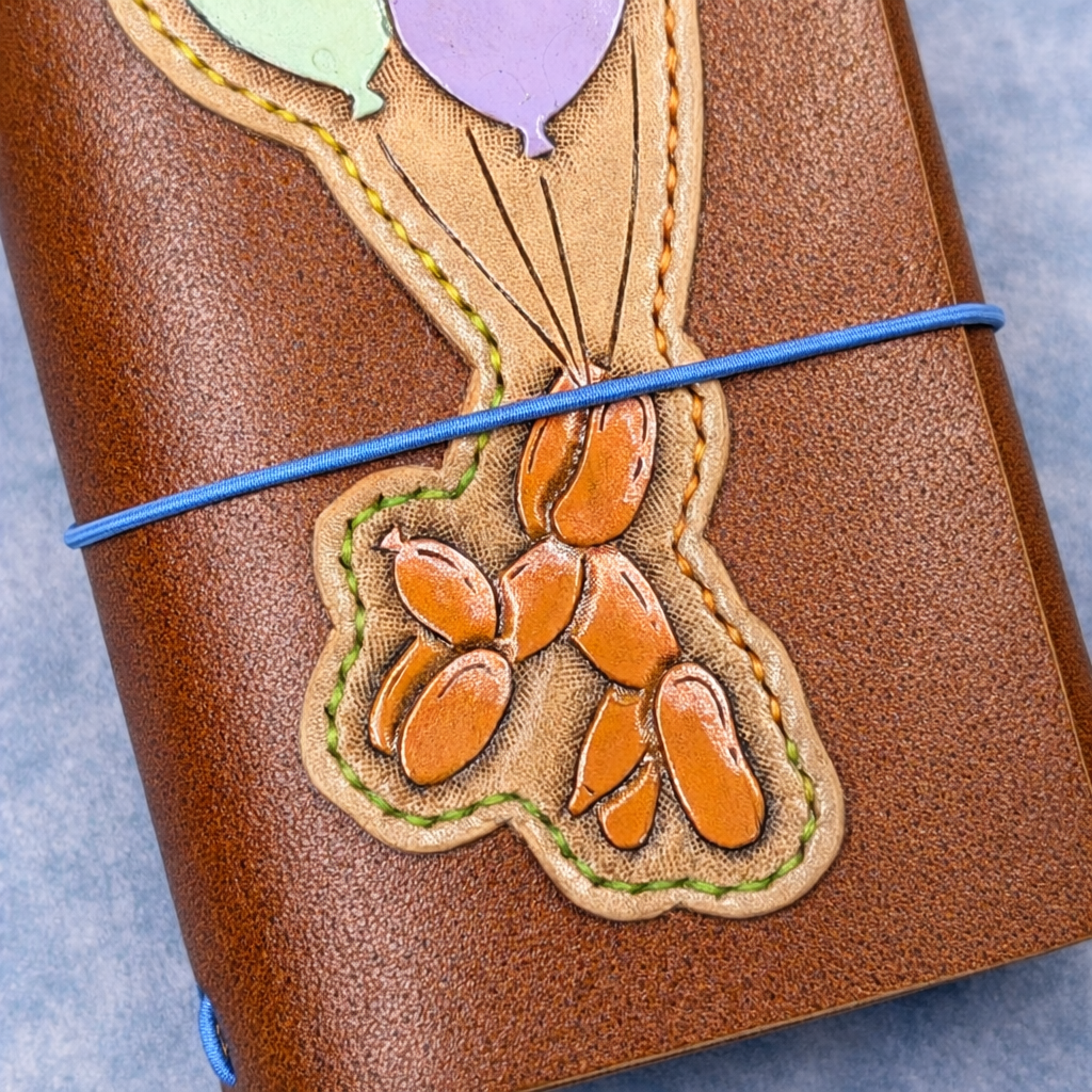 PASSPORT Traveller's Notebook | "Up & Away", No. 1