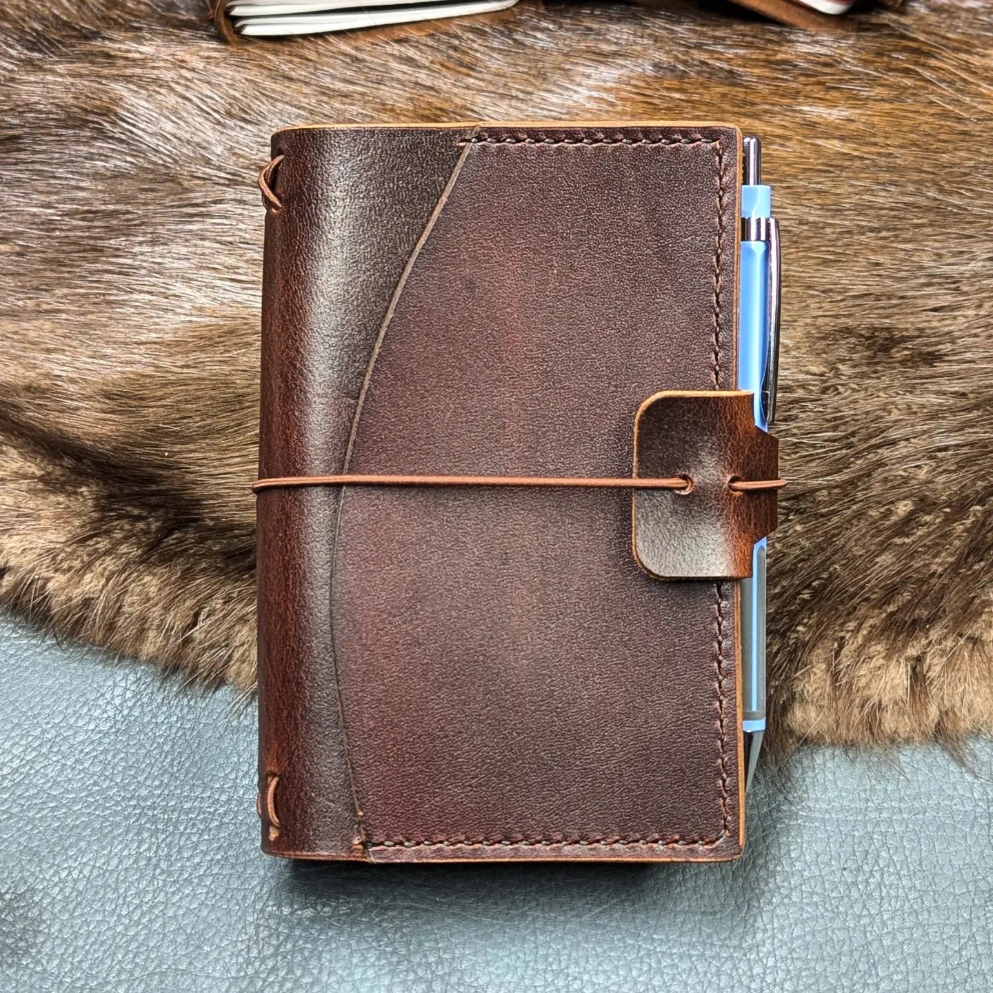 POCKET Traveller's Notebook | Forest Keep ROOTS, No. 16
