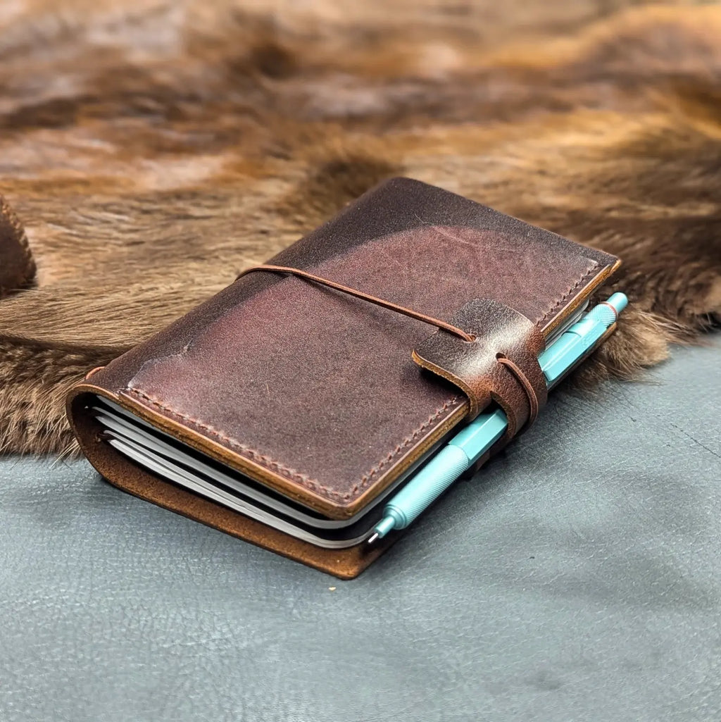 POCKET Traveller's Notebook | Forest Keep ROOTS, No. 17