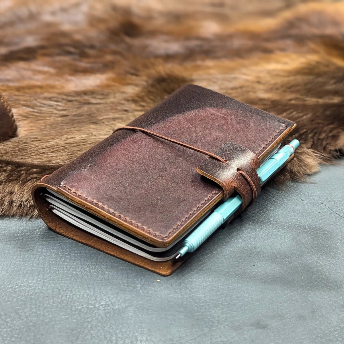 POCKET Traveller's Notebook | Forest Keep ROOTS, No. 17