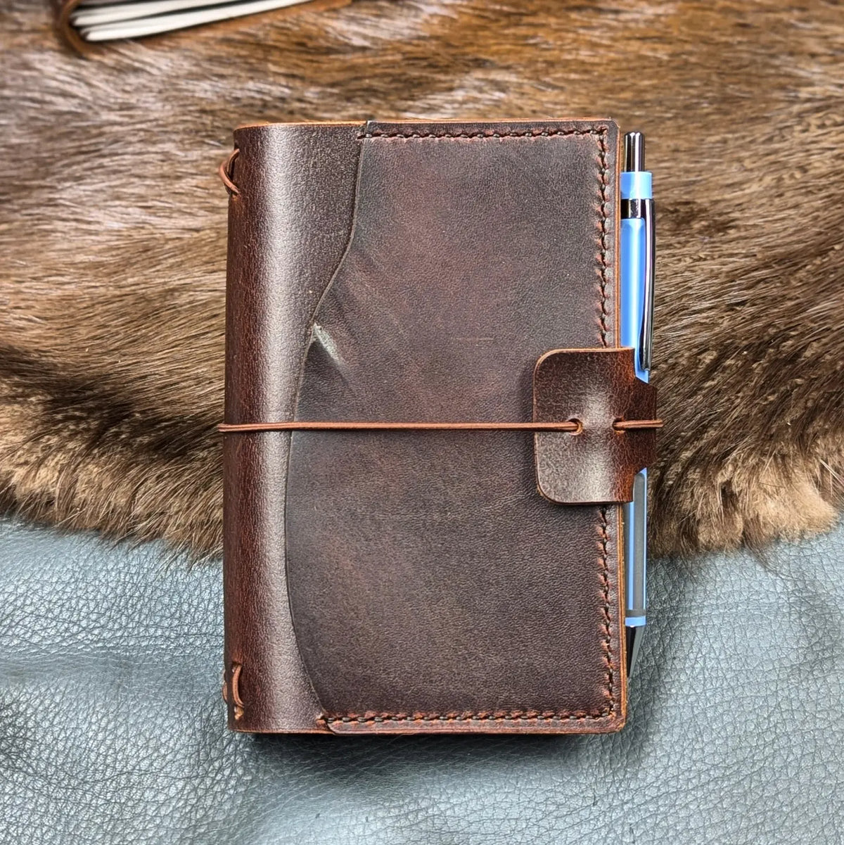 POCKET Traveller's Notebook | Forest Keep ROOTS, No. 9