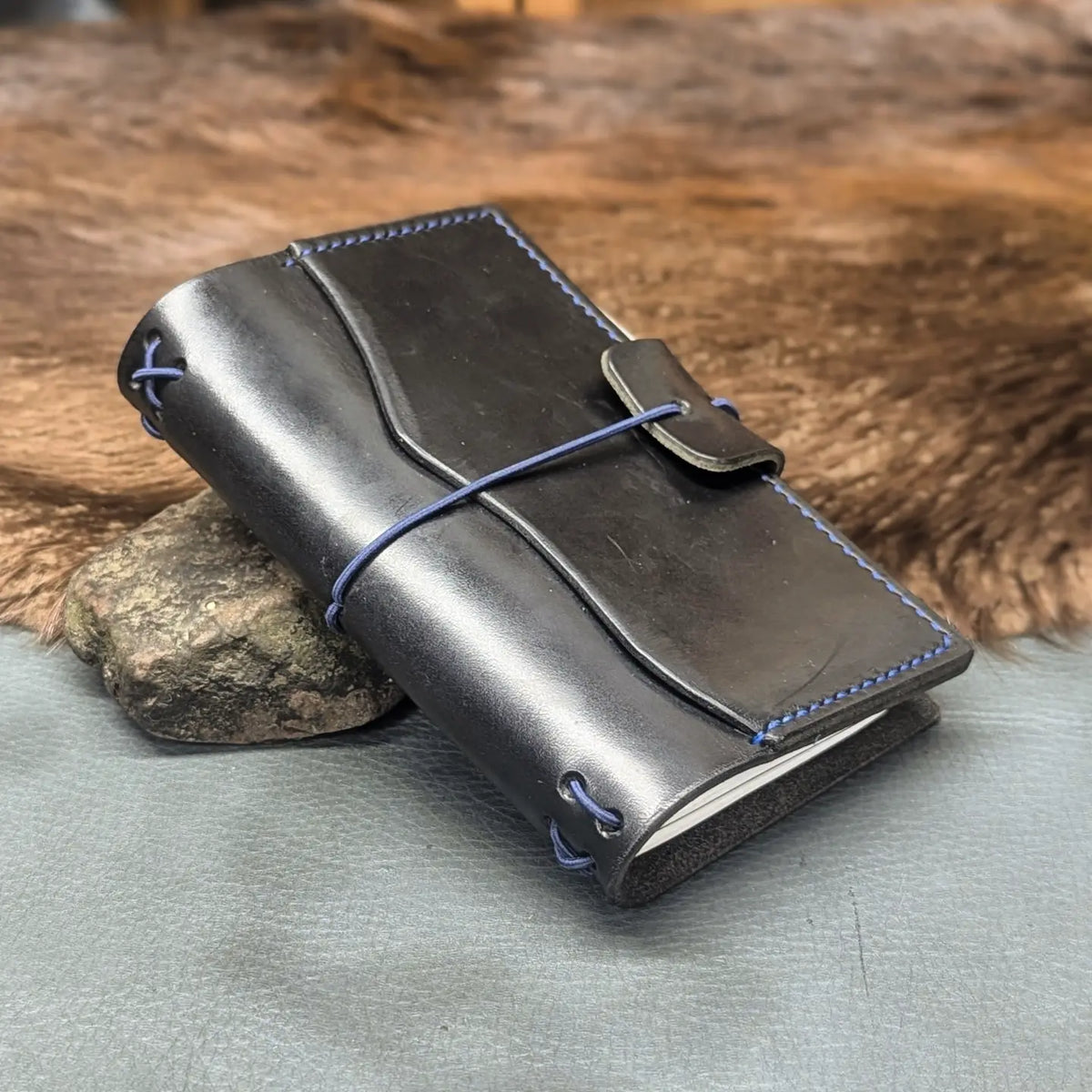 POCKET Traveller's Notebook | Long Haul BASALT, No. 7