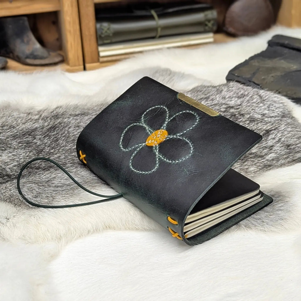 POCKET Traveller's Notebook | Stitched Flower