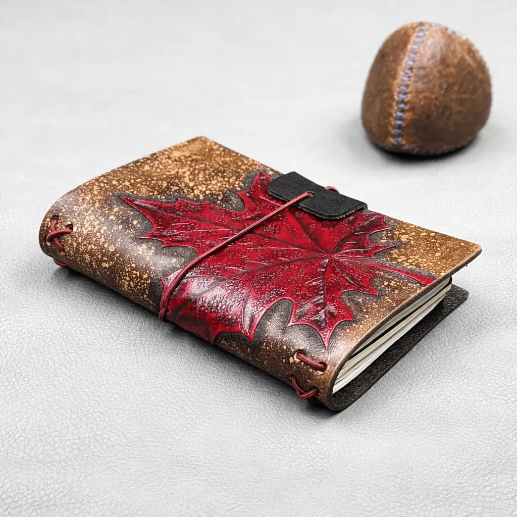 POCKET Traveller's Notebook | Tooled Maple Leaf, No 1.