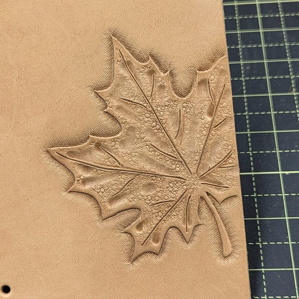 PASSPORT Traveller's Notebook | Tooled Maple Leaf, No. 3